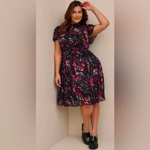 Torrid Mini Chiffon Smocked Dress - Picture 1 of 7